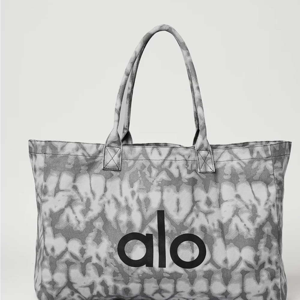 NWT Alo shopper tote